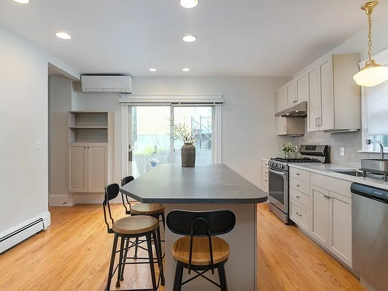 12 Chilton St #1 — Photo 5