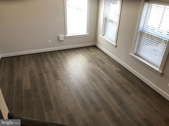 3rd image of 14227 Travilah Rd
