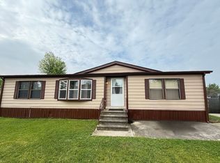 268 Blackthorn Rd, Matteson, IL 60443