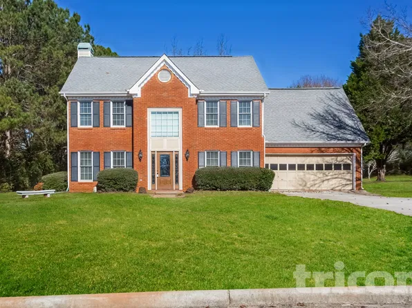 356 Golfcrest Dr SE, Conyers, GA 30094