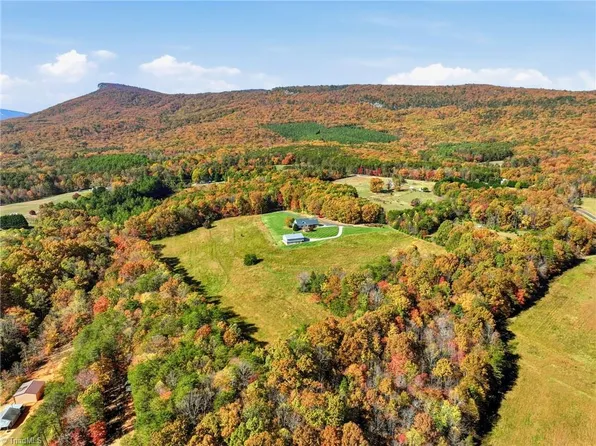1462 Overby Rd, Walnut Cove, NC 27052