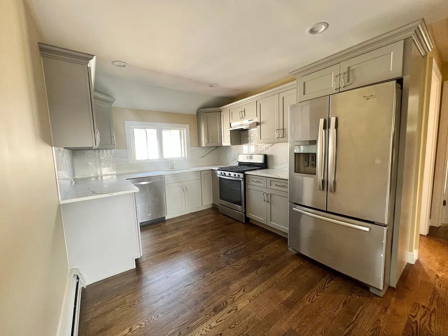 154th St, Whitestone — Photo 2