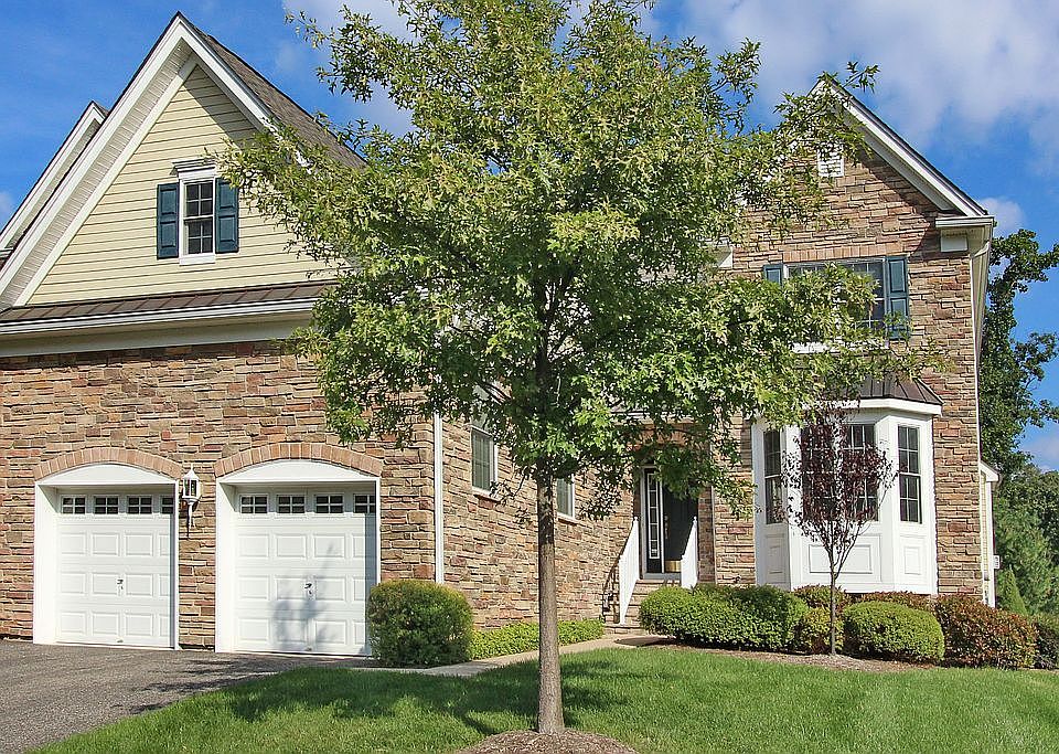 1st image of 16 Donlavage Way #96