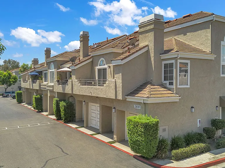 28191 Newport Way #J — Photo 2