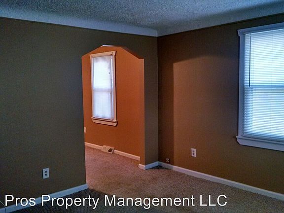 2nd image of 7083 Meadow Ave