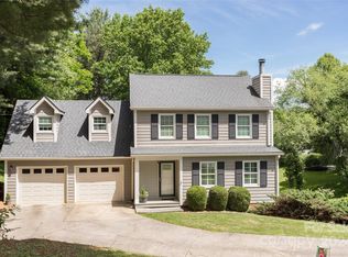 70 Acorn Ln, Clyde, NC 28721