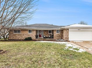 38231 Santa Barbara St, Clinton Township, MI 48036