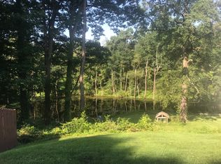 4020 Ewalt Rd, Gibsonia, PA 15044