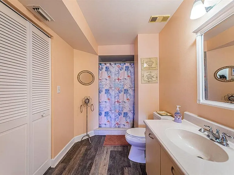6100 Bahia Del Mar Cir #103 — Photo 11