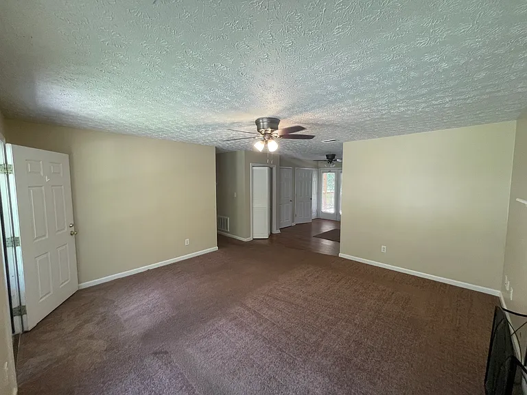 10824 Charlene Dr — Photo 5