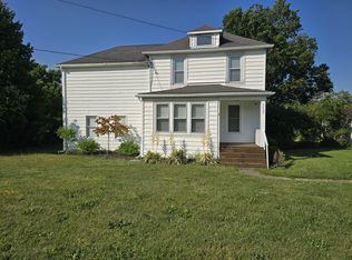 5837 Stone Rd, Lockport, NY 14094