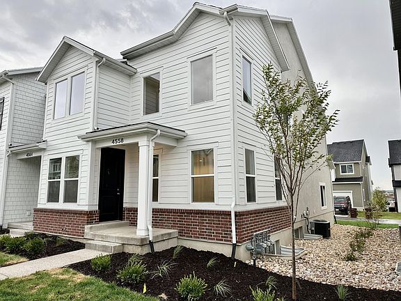 2nd image of 4558 W Watchmen Way