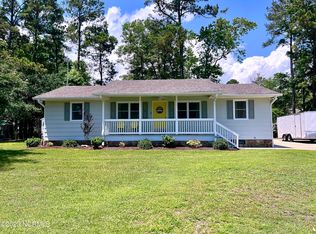 9082 Sea Ln SW, Sunset Beach, NC 28468