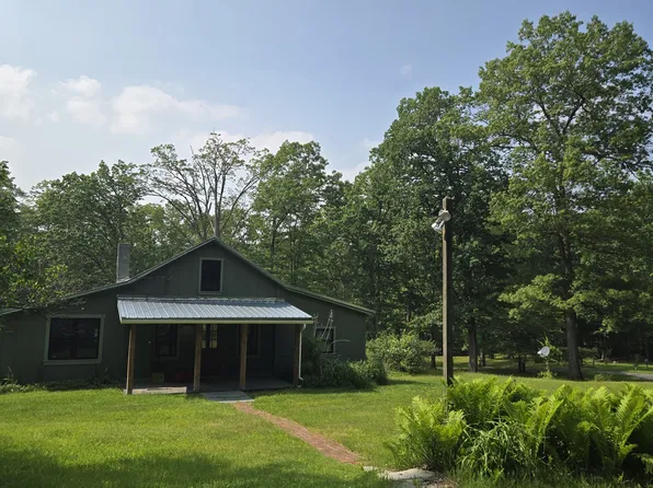 143 Horner Ln, Port Matilda, PA 16870