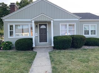 210 Lynn St, Washington, IL 61571