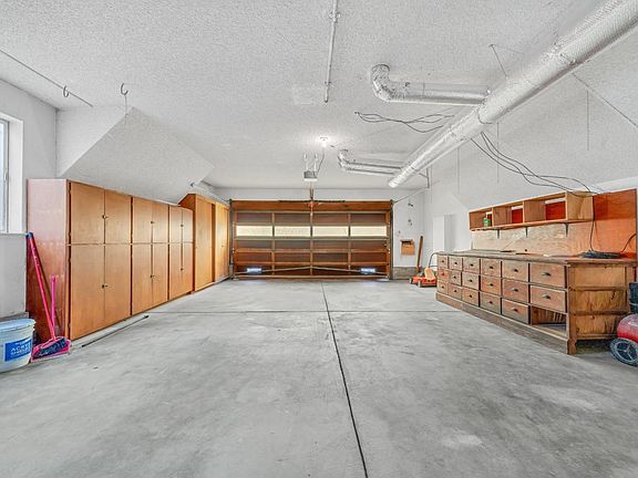 2nd image of 250 Station Ave