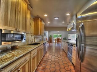 618 S Revolta Cir, Mesa, AZ 85208