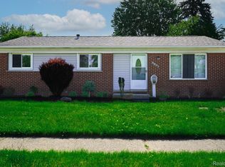 6641 Niagara St, Romulus, MI 48174