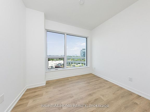4th image of 1100 Sheppard Ave W #930