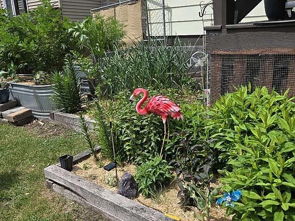 5th image of 324 E White St