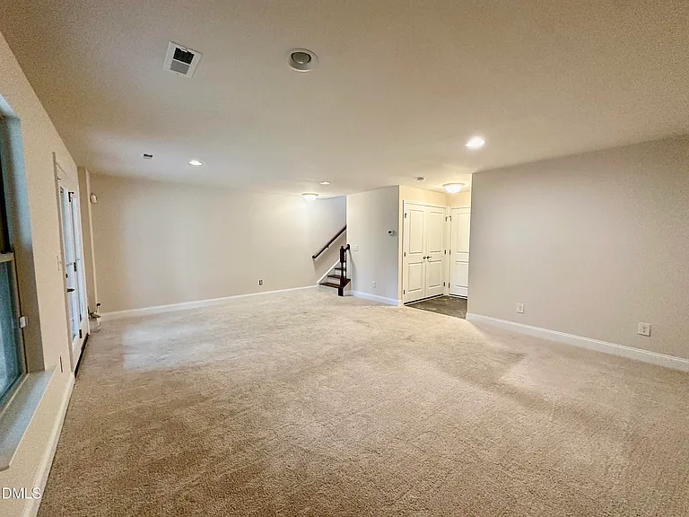 1004 Waymaker Ct — Photo 26