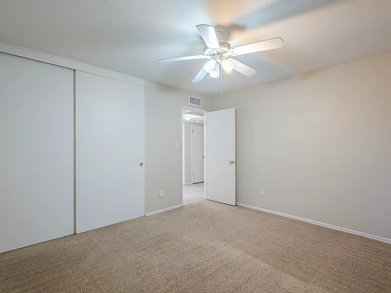 2342 N 87th Way — Photo 6