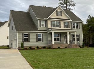 1326 Wharf Hill Dr, Smithfield, VA 23430