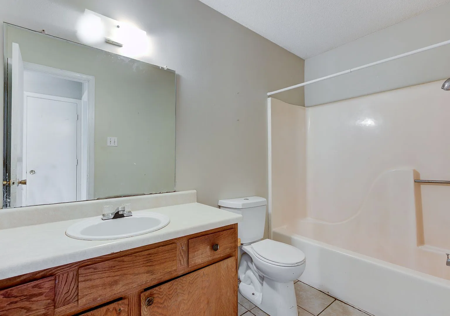 MF-05-1612 South X Street Quadplex — Photo 3
