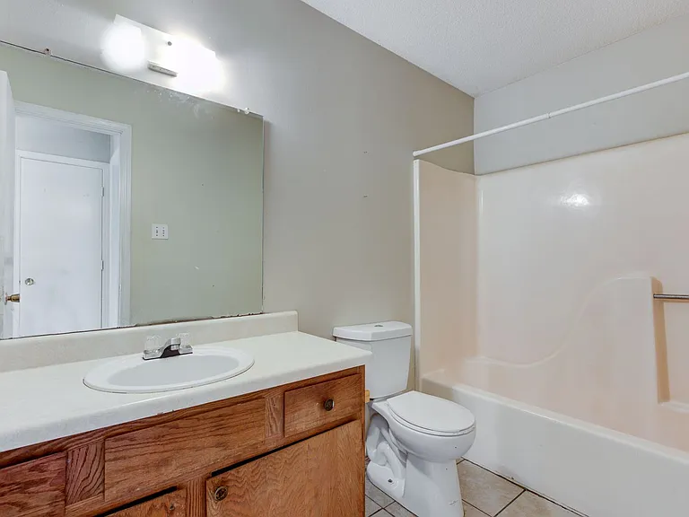 MF-05-1612 South X Street Quadplex — Photo 3