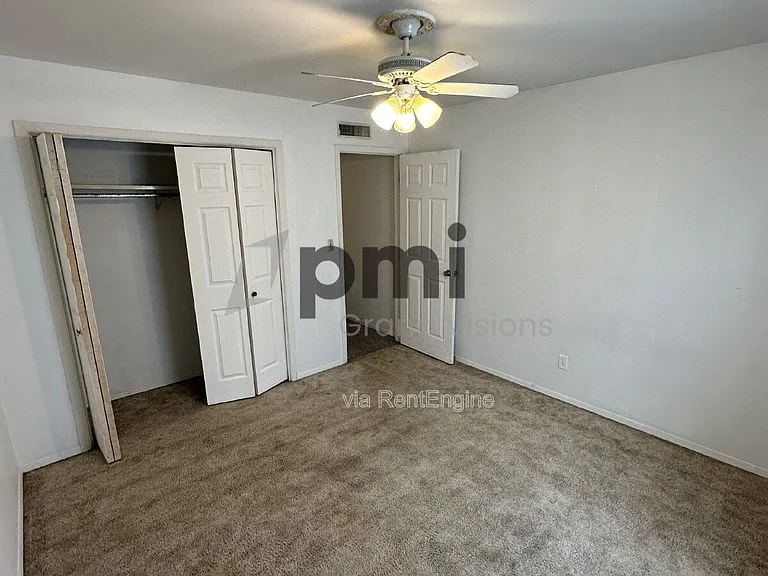 1612 University Dr — Photo 14