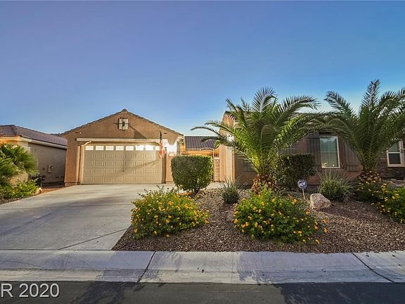 3rd image of 8169 Bay Colony St