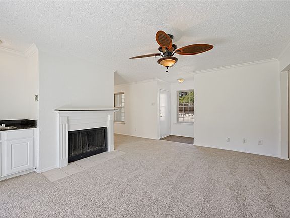 3rd image of 5300 Keller Springs Rd APT 1086