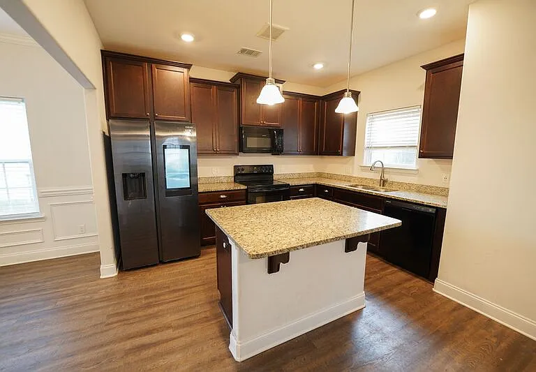 363 Coconut Dr — Photo 10
