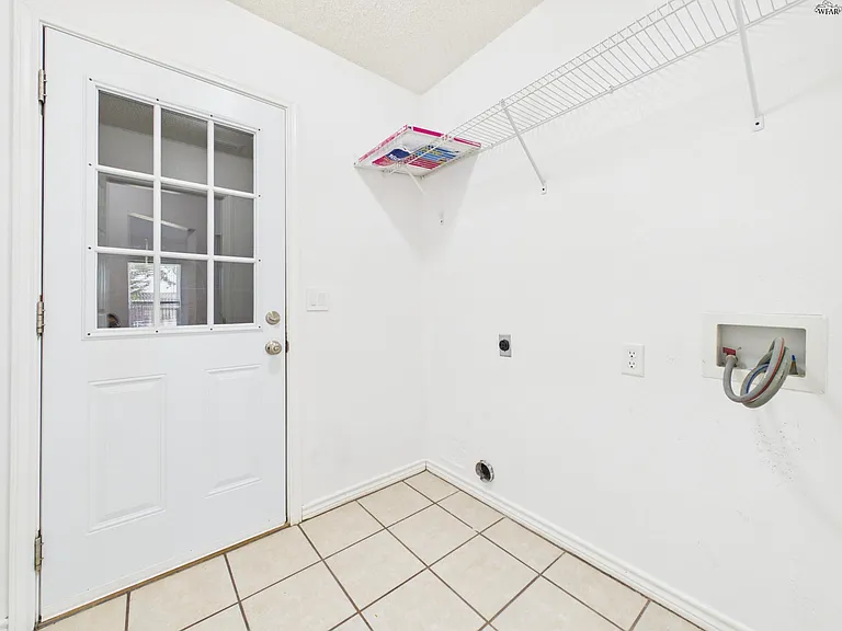 5516 Chinaberry Dr — Photo 35