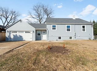 9048 Oneill Dr, Burr Ridge, IL 60527