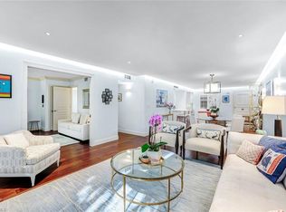 280 2nd Ave S APT 104, Naples, FL 34102