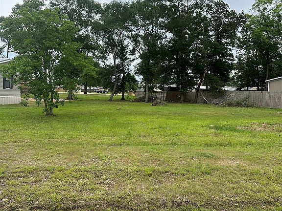 3rd image of 672 Wexford Dr