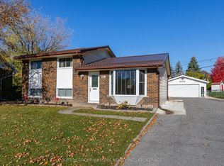 119 Chesterfield Dr, Loyalist, ON K7N 1M5
