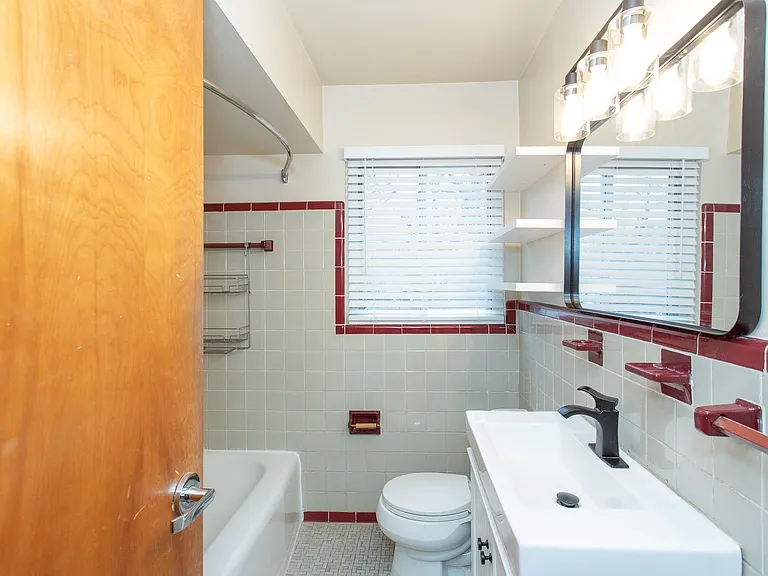 8501 Northfield Blvd — Photo 24