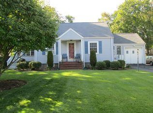 12 Wedgemere Ct, Walpole, MA 02081