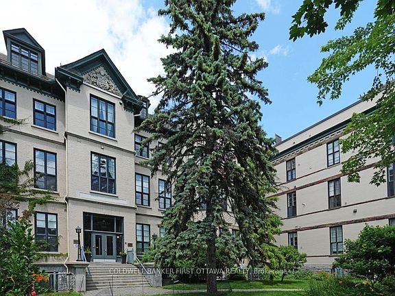 2nd image of 589 Rideau St #405