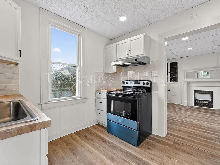 604 Hart St — Photo 25