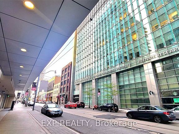 3rd image of 210 Victoria St #4112