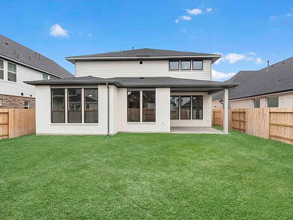 Martin Plan 9814 Geranium Hill Lane Outdoor Covered Living