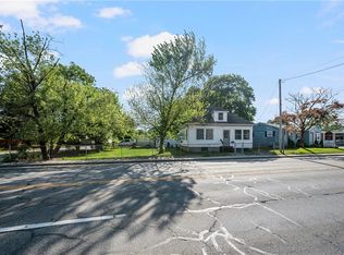 2131 Warwick Ave, Warwick, RI 02889