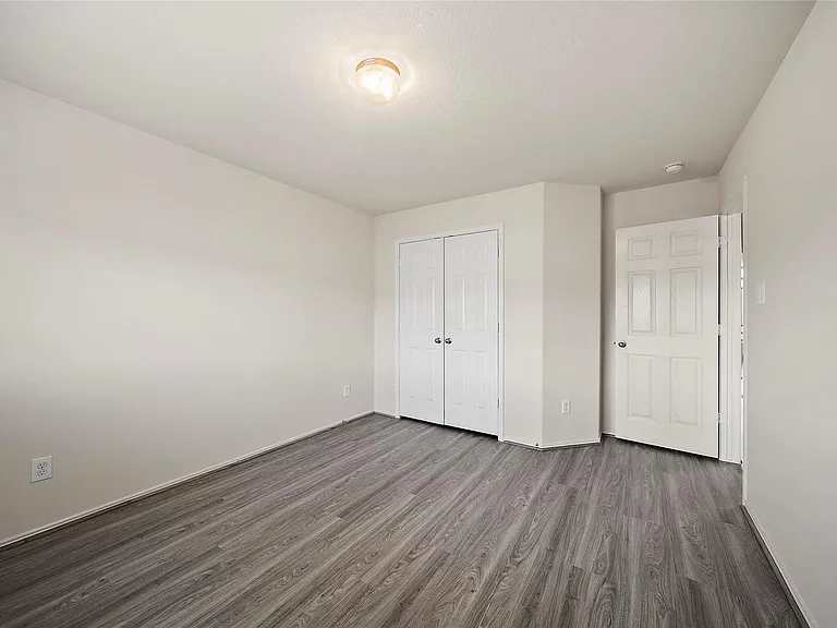 1431 Orchid Dr — Photo 16