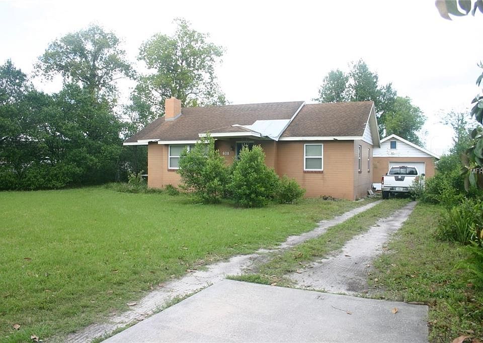 1st image of 608 Baffie Ave