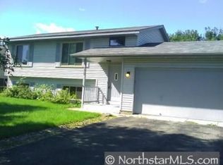 779 Liberty Heights Dr, Chaska, MN 55318