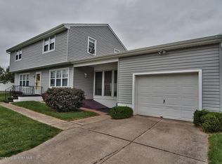 300 Riverside Dr, Peckville, PA 18452