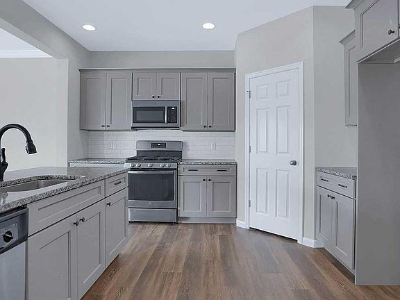 4th image of 1789 Shady Ln